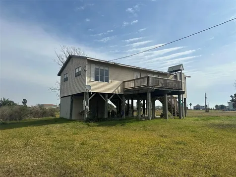 908 20th Street Port Bolivar TX 77650