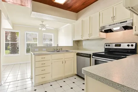1911 Bittercreek Drive Houston TX 77042