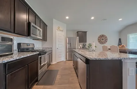 3923 Hawaiian Court Baytown TX 77521