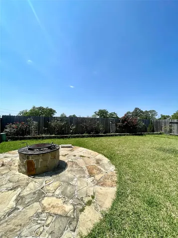 3923 Hawaiian Court Baytown TX 77521