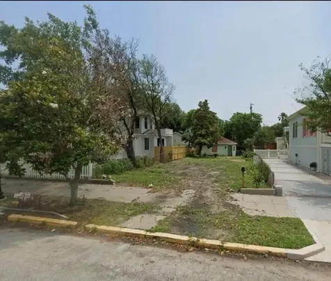 1117 Sealy Street Galveston TX 77550