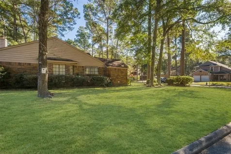 3203 Golden Willow Drive Houston TX 77339
