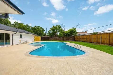 8419 Bluegate Court Houston TX 77025