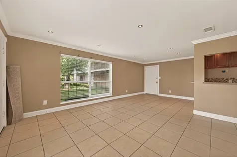 2201 Fountain View Drive 3 Houston TX 77057