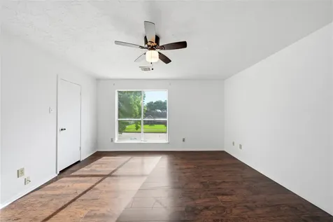 2110 Pepperglen Court Missouri City TX 77489