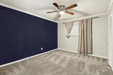 915 Merriman Court Friendswood TX 77546