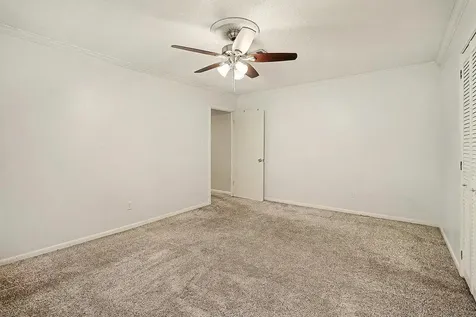 915 Merriman Court Friendswood TX 77546
