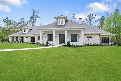 26041 Crown Ranch Boulevard Montgomery TX 77316