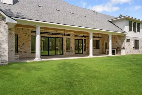 26041 Crown Ranch Boulevard Montgomery TX 77316