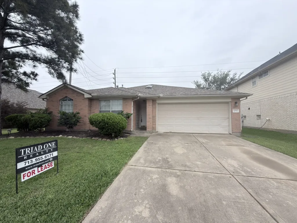 16131 Mission Glen Drive Houston TX 77083