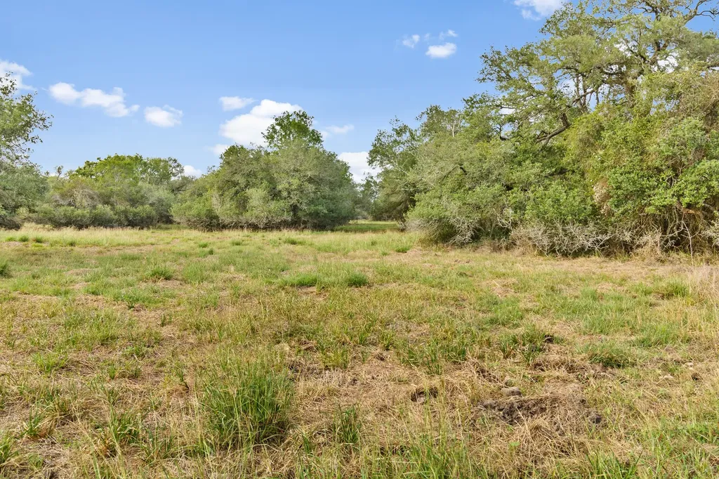 Tract 6 Fm 530 Edna TX 77957
