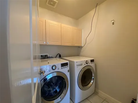 2604 Hopkins Street 1/2 Houston TX 77006