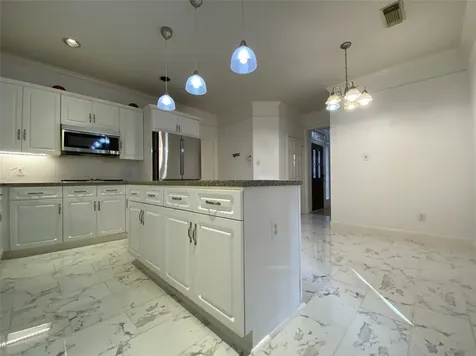 2604 Hopkins Street 1/2 Houston TX 77006