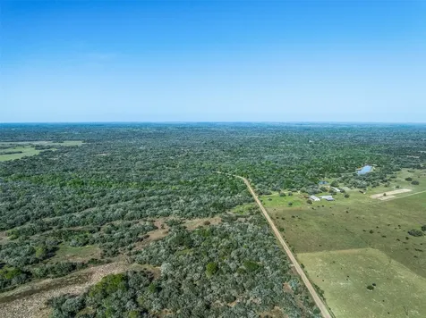 1746 County Road 103 Columbus TX 78934