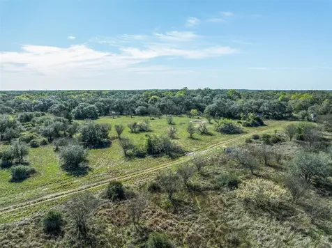 1746 County Road 103 Columbus TX 78934