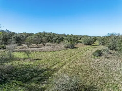 1746 County Road 103 Columbus TX 78934