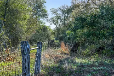 1746 County Road 103 Columbus TX 78934