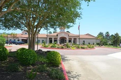 1227 N Riviera Circle Pearland TX 77581