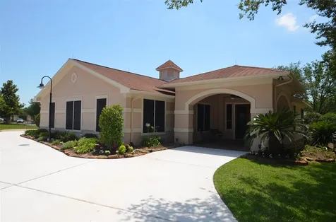 1227 N Riviera Circle Pearland TX 77581