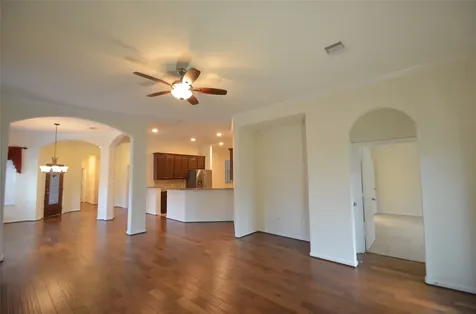 1227 N Riviera Circle Pearland TX 77581