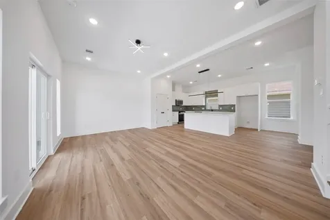 3219 Fontinot Street Houston TX 77026