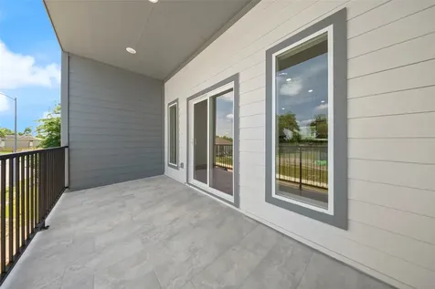3219 Fontinot Street Houston TX 77026