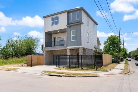 3219 Fontinot Street Houston TX 77026