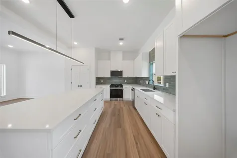 3219 Fontinot Street Houston TX 77026