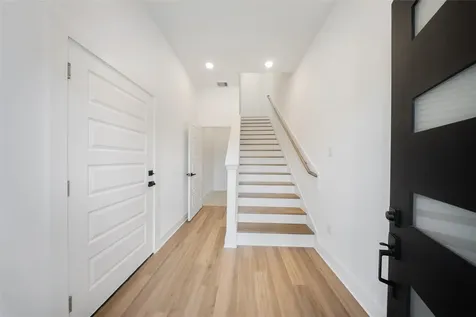 3219 Fontinot Street Houston TX 77026