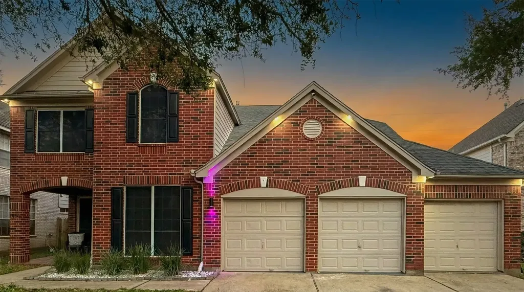 2115 Thistlerock Lane Sugar Land TX 77479