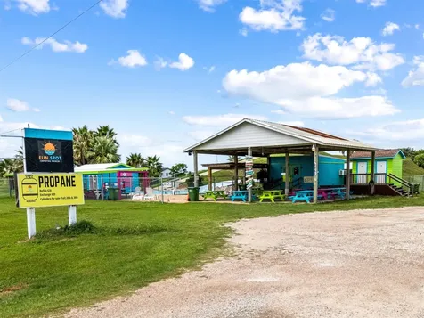 332 Atkinson Street Port Bolivar TX 77650