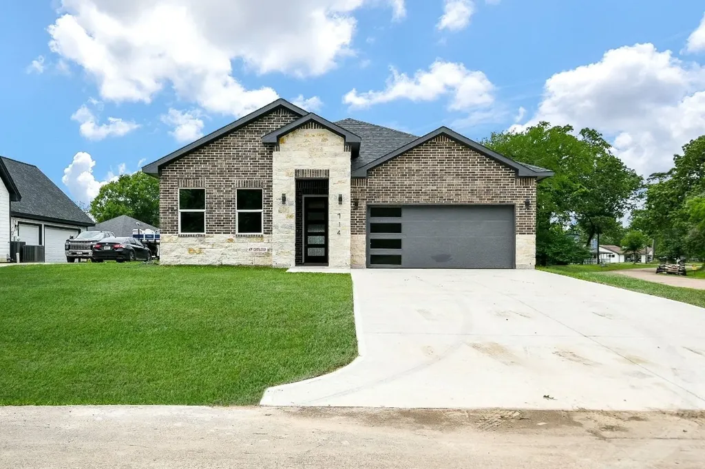 714 Autumn Lane Livingston TX 77351
