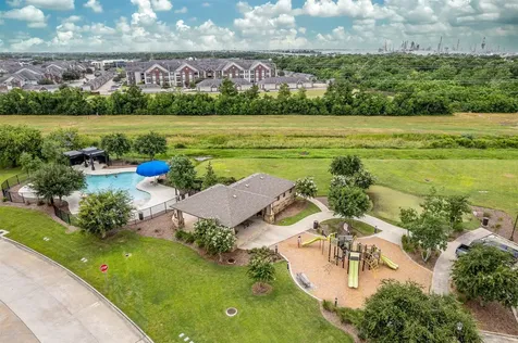 3907 Hawaiian Court Baytown TX 77521