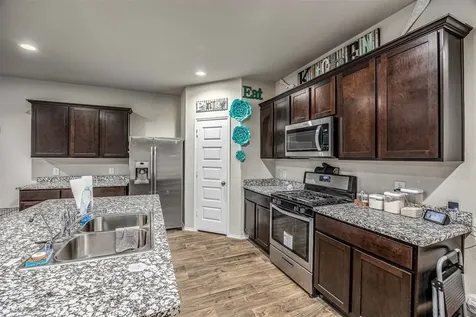 3907 Hawaiian Court Baytown TX 77521