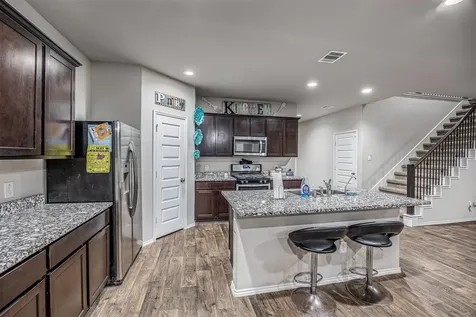 3907 Hawaiian Court Baytown TX 77521