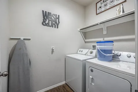 3907 Hawaiian Court Baytown TX 77521