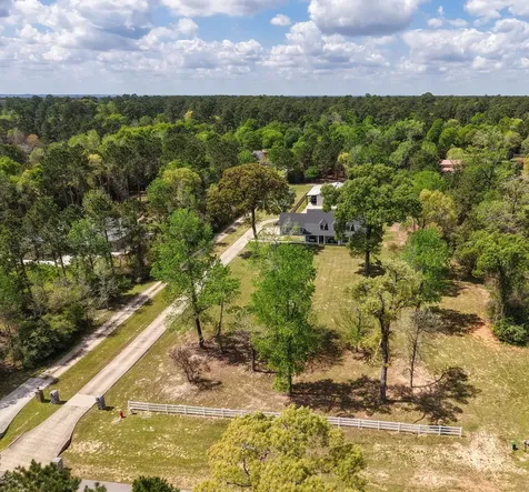 8472 Grand Lake Estates Drive Montgomery TX 77316