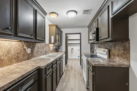 8472 Grand Lake Estates Drive Montgomery TX 77316
