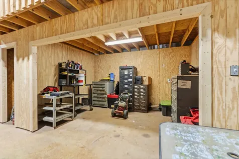 8472 Grand Lake Estates Drive Montgomery TX 77316