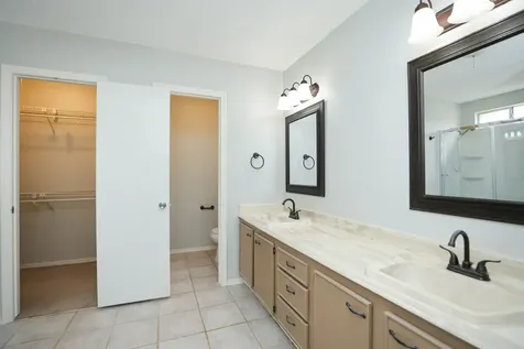 9511 Charter Ridge Drive Houston TX 77070