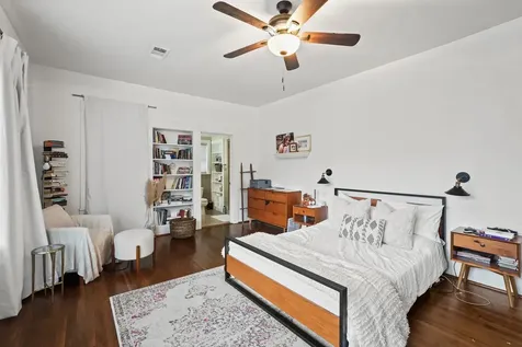 4406 Clay Street Houston TX 77023