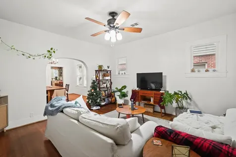 4406 Clay Street Houston TX 77023