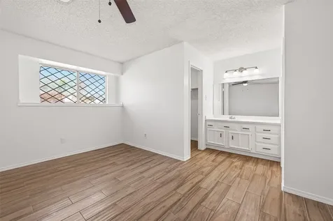 3631 Brier Gardens Drive Houston TX 77082