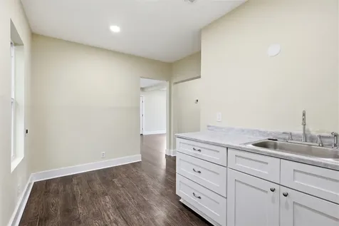 1410 Fannin Street Columbus TX 78934