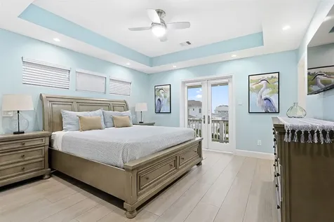 4119 Royal Tern Lane Galveston TX 77554
