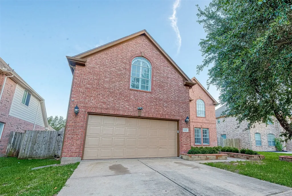1419 Kyle Hill Lane Sugar Land TX 77479