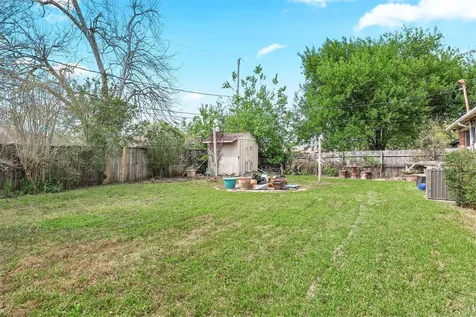 5405 Hazel Street Baytown TX 77521