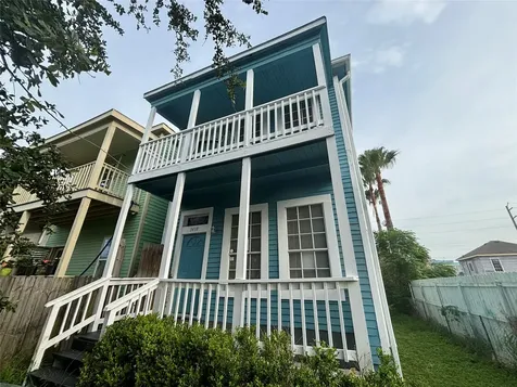 3410 Sealy Street Galveston TX 77550