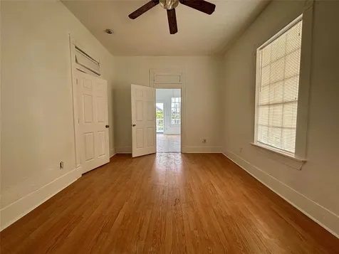 3410 Sealy Street Galveston TX 77550