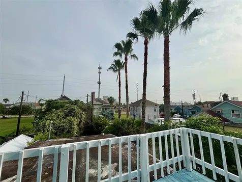 3410 Sealy Street Galveston TX 77550